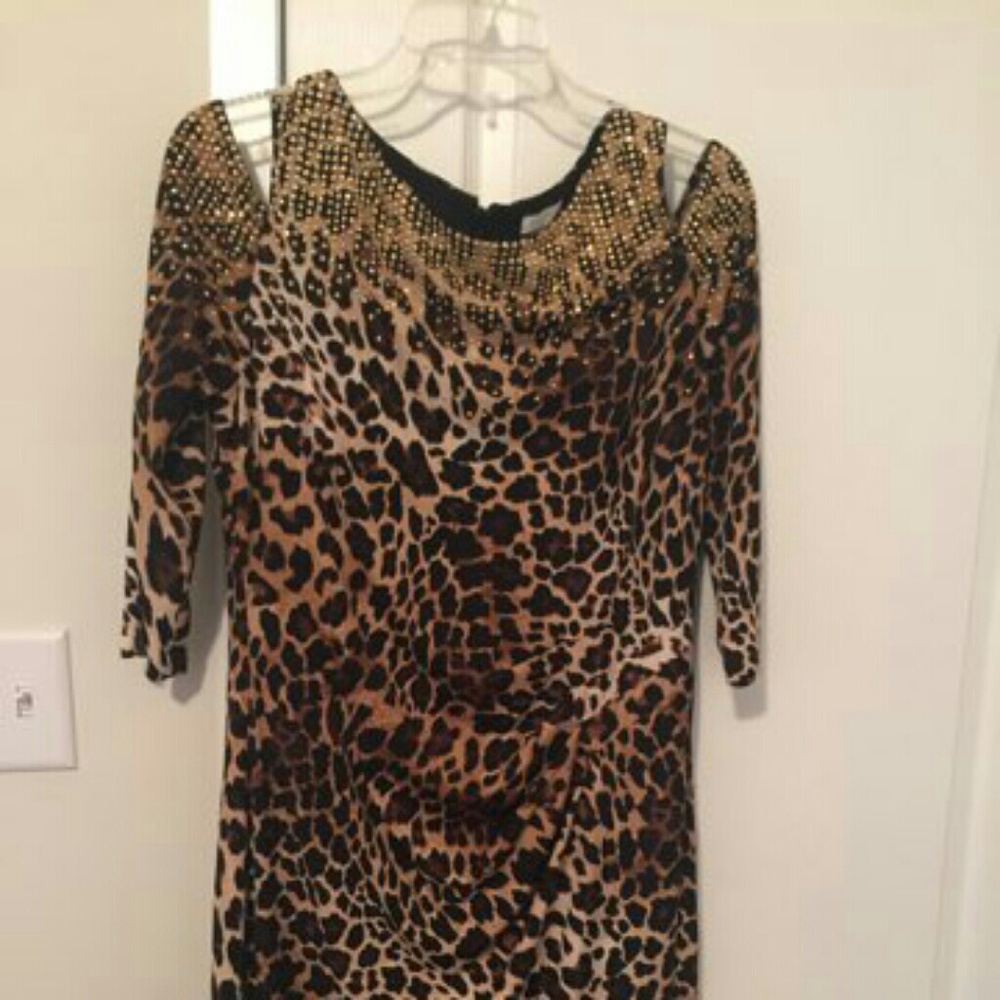 Leopard with gold sparkles dress